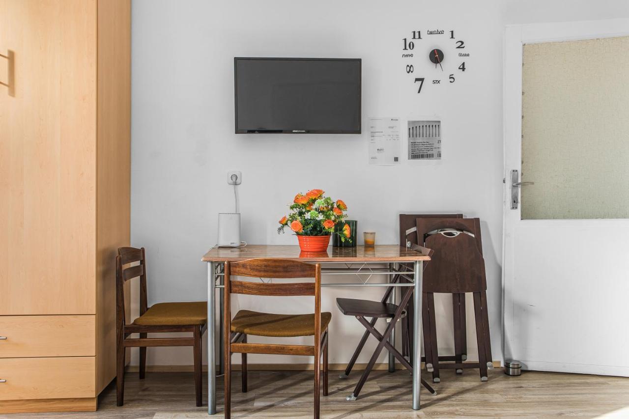 ウィーンCozy 1Br Apt. Near Millenium Tower & Danube Riverアパートメント エクステリア 写真