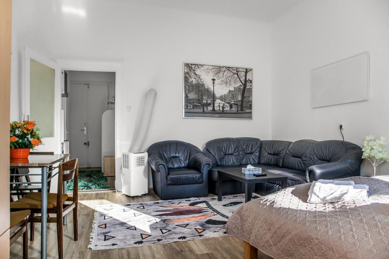 ウィーンCozy 1Br Apt. Near Millenium Tower & Danube Riverアパートメント エクステリア 写真
